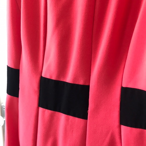 Dress - Picture 3 of 5